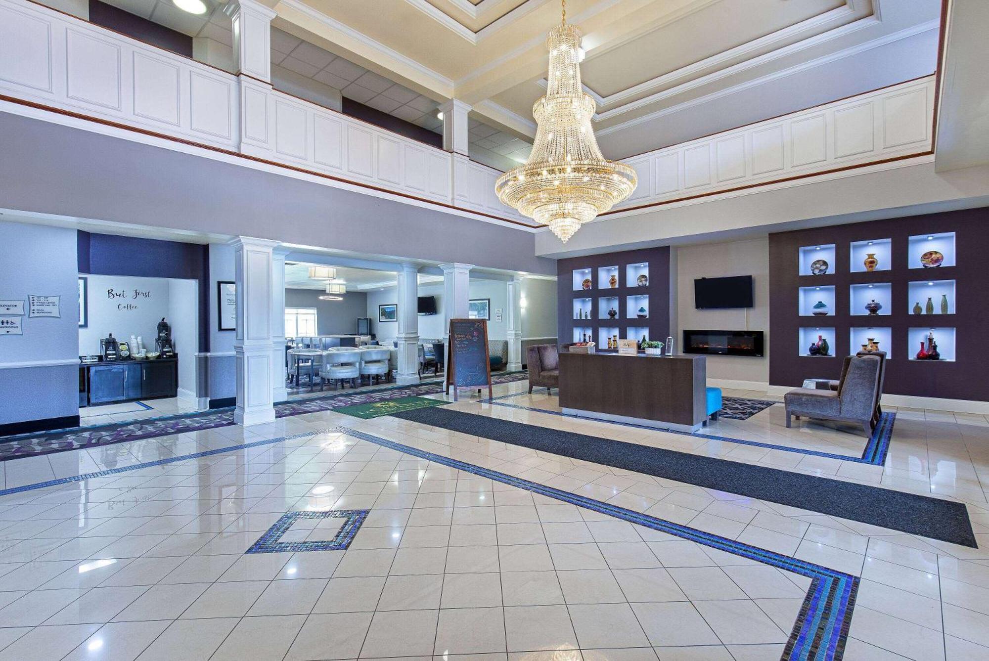 La Quinta By Wyndham Μπόουλινγκ Γκριν Εξωτερικό φωτογραφία